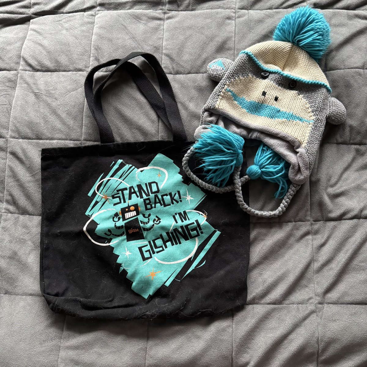 FriendsofRA_NYC's tweet image. Prize #1 for Friday’s holiday party is a celebration of GISH- an official GISH sock monkey hat and a tote bag that reads “Stand Back! I’m GISHing!” Raffles benefit @Legacy_of_War
