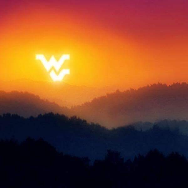 ratedthor's tweet photo. As the sun has set on this day, We did #BringRichRodHome. Mountaineers Football will be great again!!! Welcome Home Rich Rodriguez!!!! #Spottheball #HailWV #WVU #WVUFootball https://t.co/Ff1O2jWODW