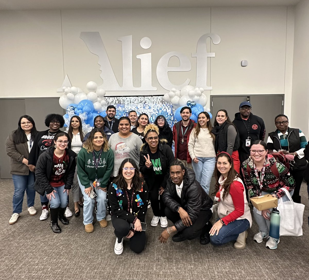 Ana Gonzalez tweet media