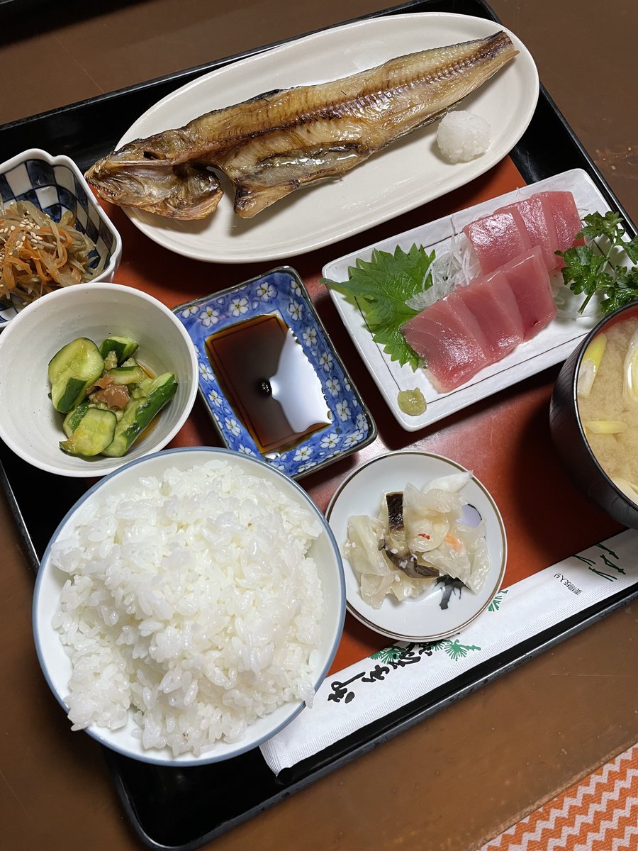 hokusuiryo's tweet photo. 先日の夕食🍚
焼き魚定食です！  
道産食材使ってます😃

ご宿泊・宴会ご相談ください📷
 皆さまのお越しを心よりお待ちしております📷
#桑園駅 まで徒歩５分
 #札幌駅 まで徒歩15分

  #札幌忘年会 #団体様大歓迎 #合宿 #貸切 対応しています #遠征 #大会 #桑園 #北海道 #北海道旅行 #hokkaido #札幌 #札幌旅行