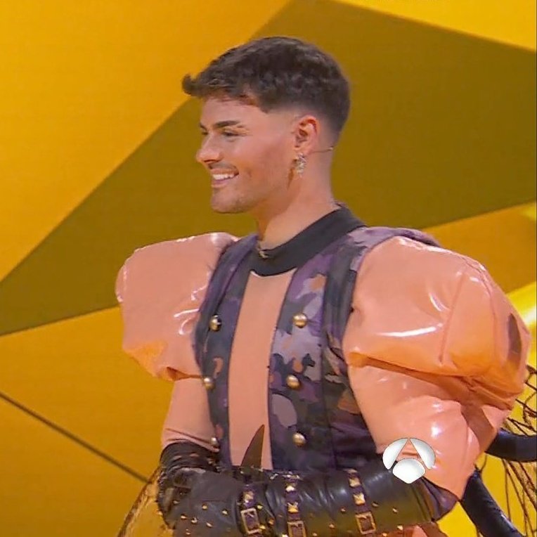 areyoureqdy's tweet image. .@AbrahamMateo felicidades mosquita, desde el día uno sabíamos que eras vos 🤍
#MaskSingerFinal