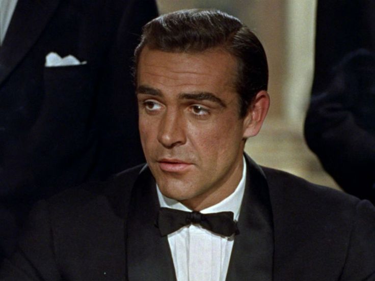 Peak Marlon Brando was unfuckwithable!
But Alain Delon and Sean Connery were breathing down his neck.
My Holy Trinity of the most beautiful men to ever walk this earth whew 😍😍😍