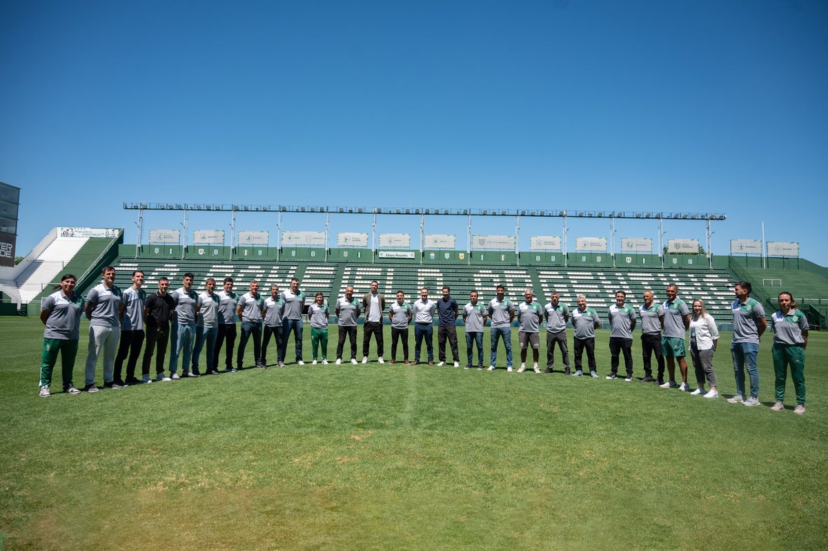CAB_oficial's tweet photo. ✅ Pusimos en marcha el plan futbolístico para que el 2025 de #Banfield sea el inicio de la recomposición que anhelamos.

🔗 Toda la información: https://t.co/2IKt3V7WF7 https://t.co/gmavoLCphE