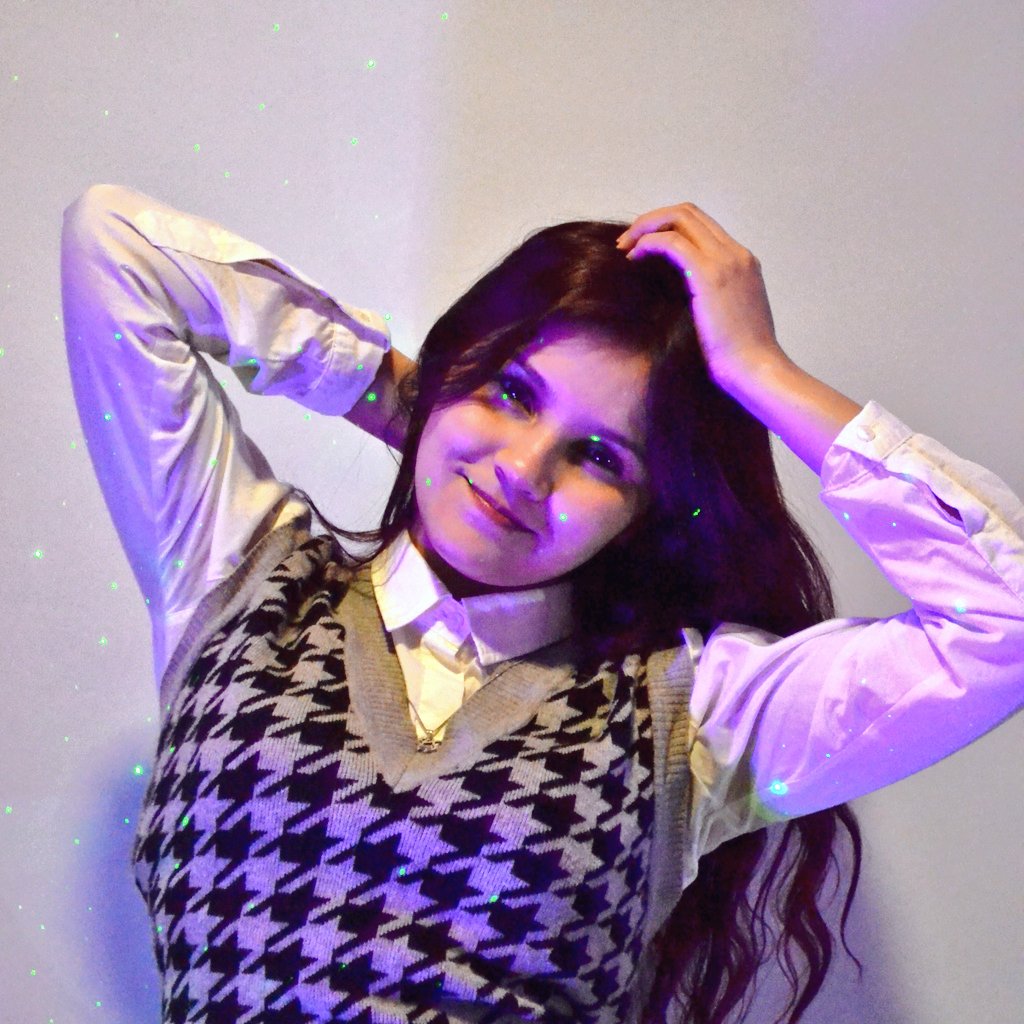 "Invierno" el día de ayer fue la canción más escuchada de Lumilov en Spotify.

+  (45)  =  996

-  (62)  vs  ayer