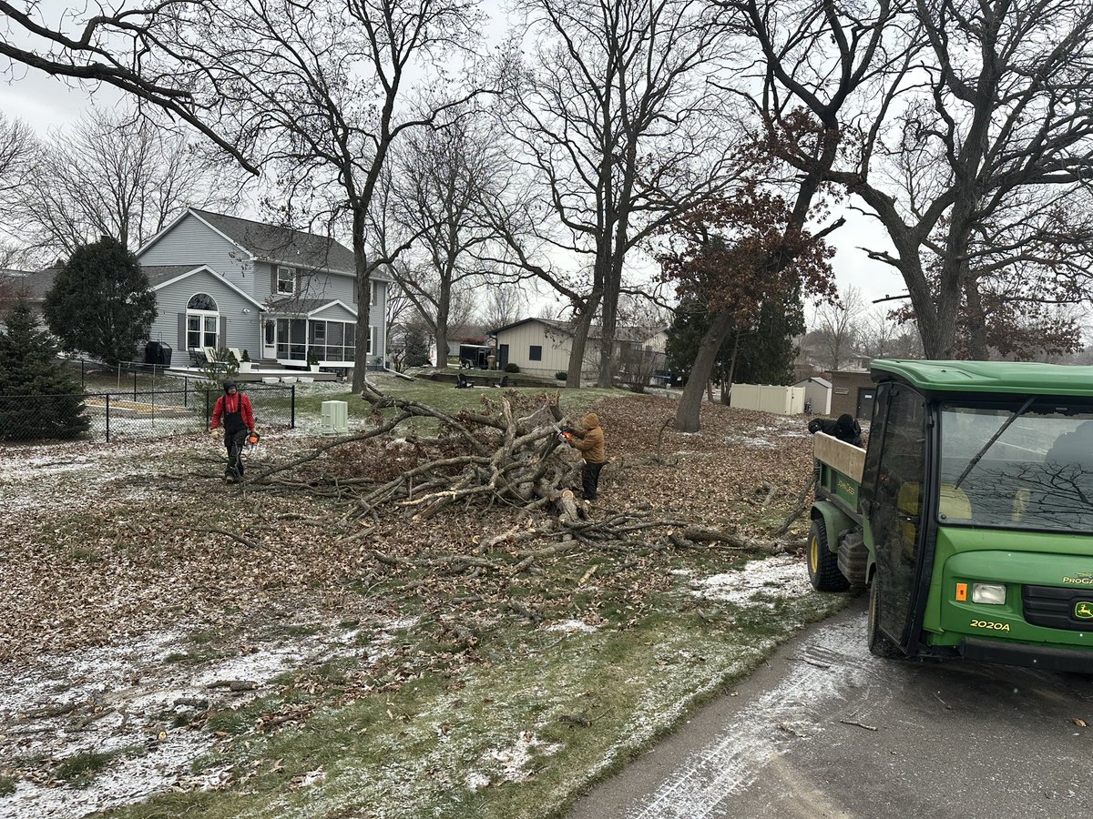 Eric Leonard tweet media