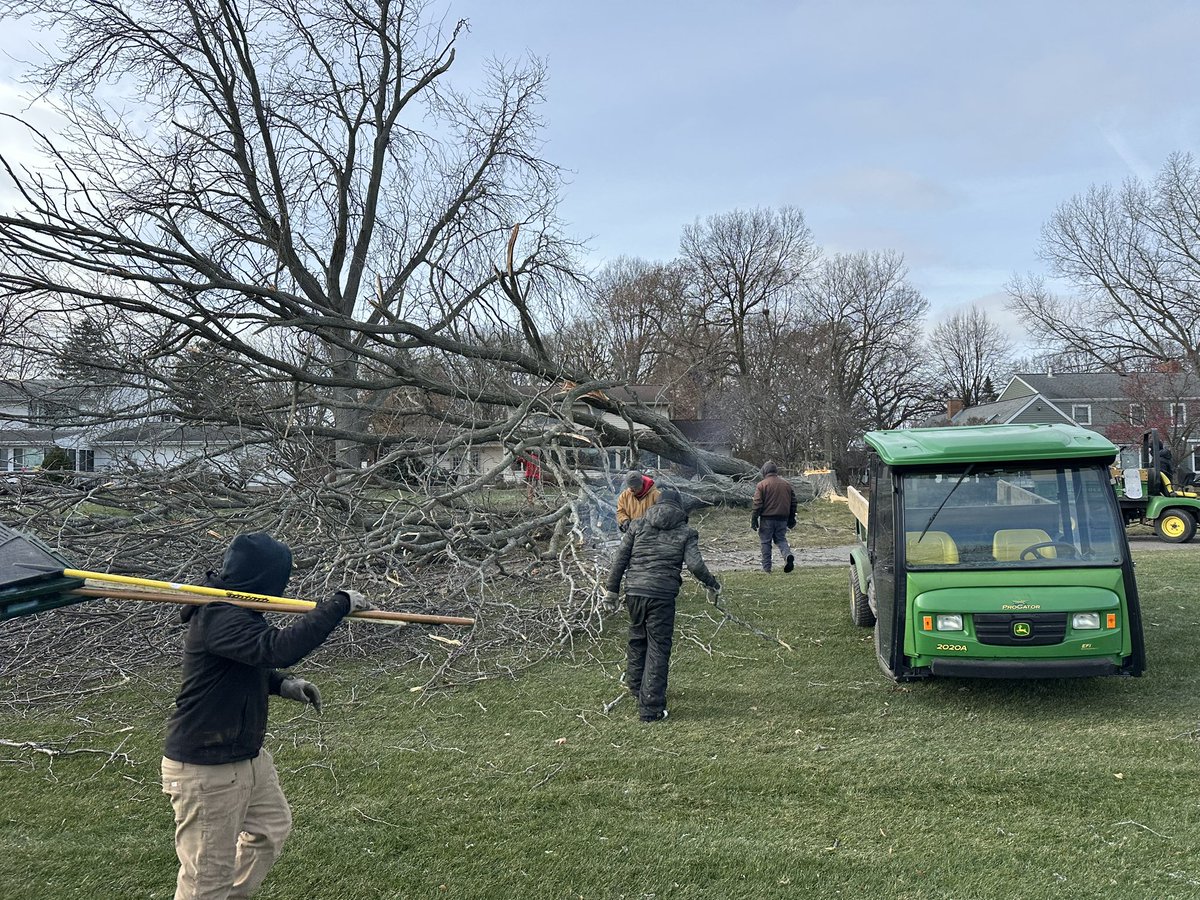 Eric Leonard tweet media