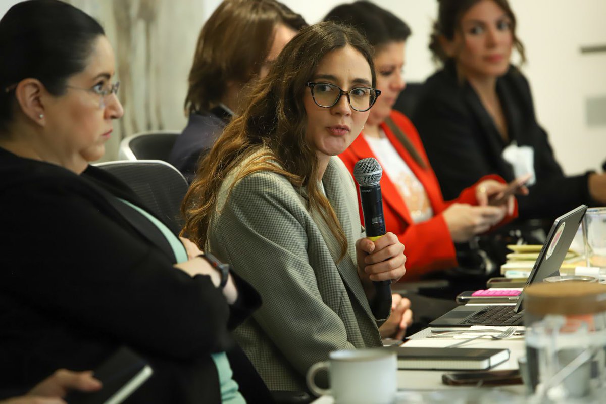 sofiacastrog's tweet image. Después de más de 10 años de construir en Movimiento Ciudadano, para mi es un honor asumir la Secretaría de Organización del proyecto político que impulsará a los mejores perfiles y liderazgos en todo el país