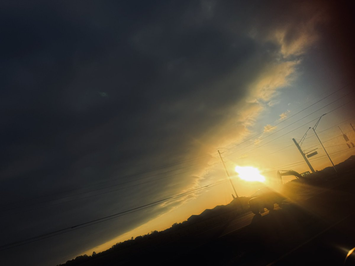 MelsMisadventures tweet media