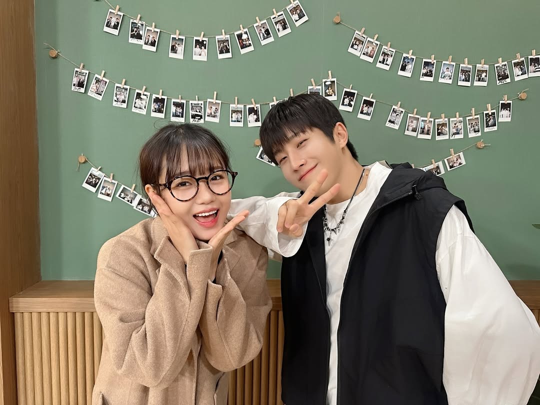 Choi Yoojung INA 🌻🌻🌻 tweet media