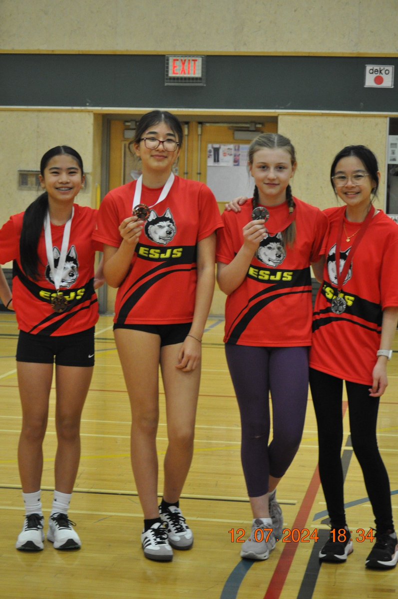 École St. Joseph School tweet media