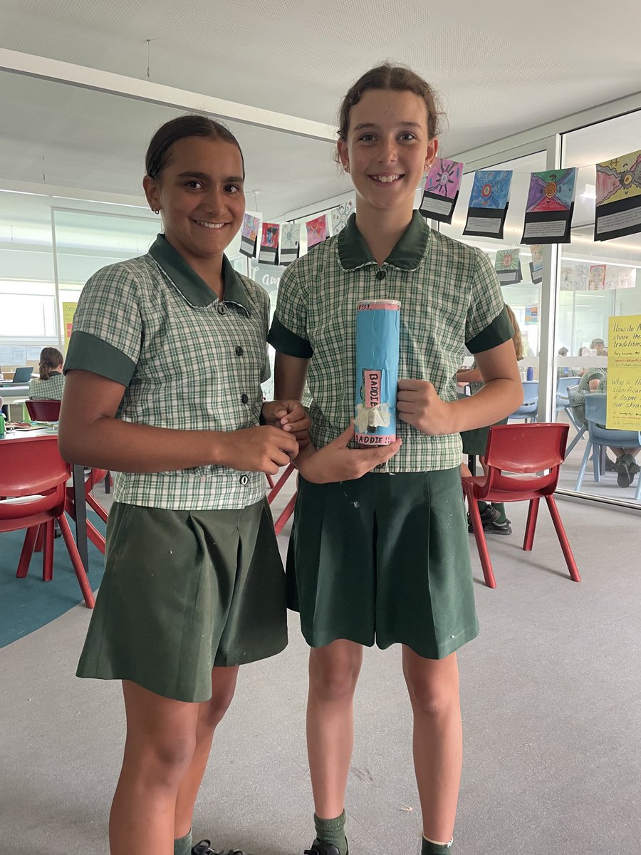 MHOCSTEM's tweet photo. Year 5 light designs. So much fun designing, wiring the circuit and testing. All made using recycled materials. 👏 https://t.co/RJf98jIyHO