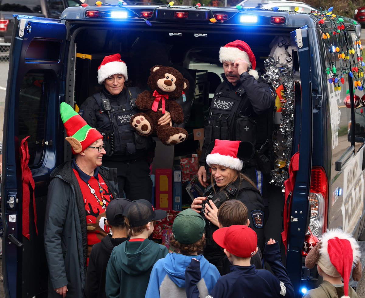 The Cruiser is successfully crammed! Huge thank you to the children, parents and staff of Cordova Bay Elementary School for the great vibes and amazing donations! It was great to meet you and we're happy to  help those in need this holiday season.