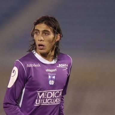 FelipePradoDSC's tweet photo. Hacelo posible Pelado querido!!! La felicidad del Pueblo Violeta está en tus manos! Sos el salto de calidad que necesitamos para ir por todo! Es ahora crack!!! #CaceresADefensor #SiempreDefensor 🙌💜 https://t.co/OJq48f528W