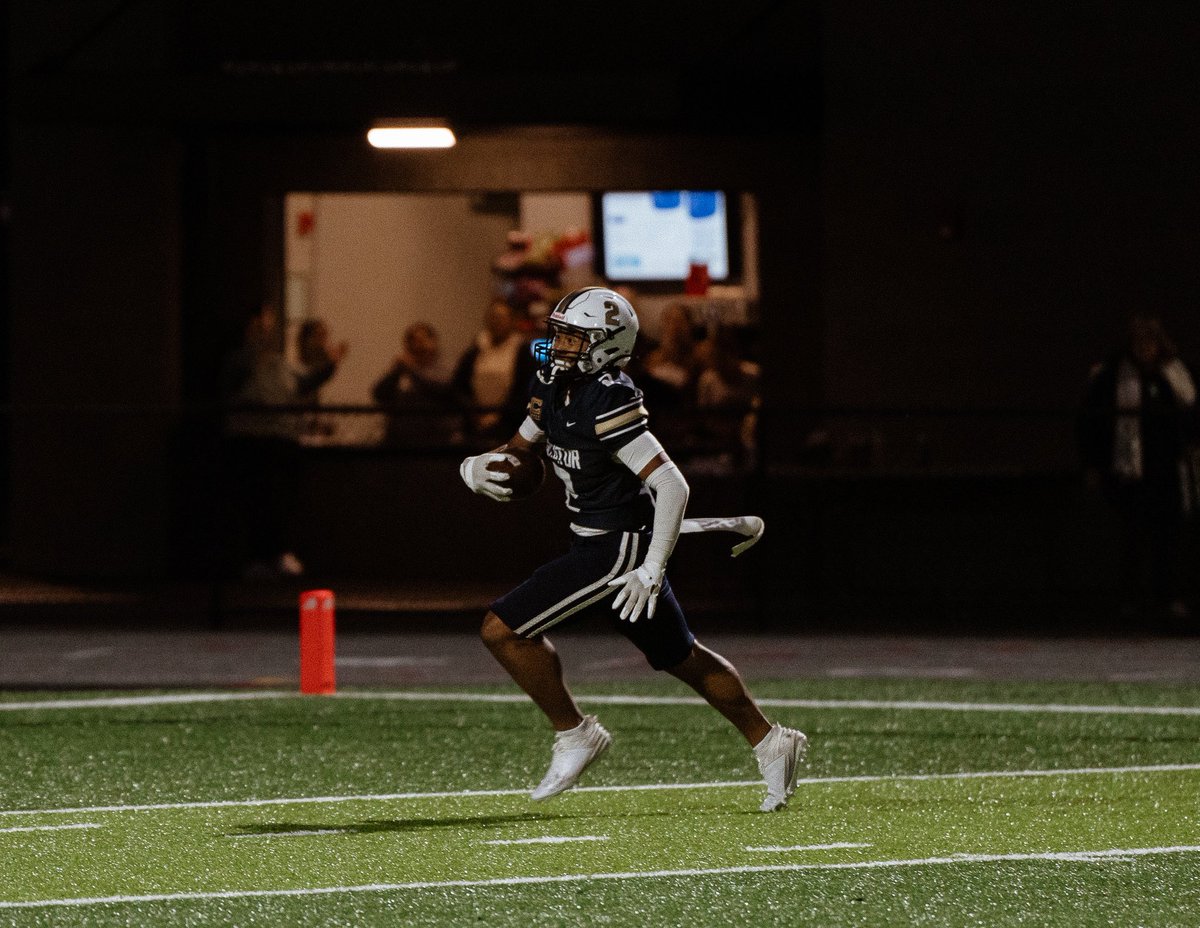 Blessed to be named 2nd team all area DB🙏
<a href="/CoachUso/">Uso Olivé</a> 
<a href="/CoachMattDHS/">Matthew Vaeena</a> 
<a href="/Murdock_02/">Frank Murdock</a>