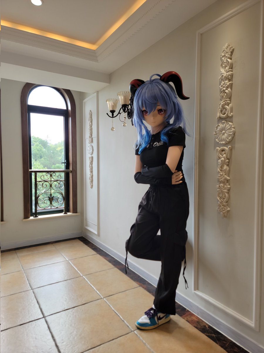 很酷😎不聊天
📷 <a href="/Churchillall/">DXXX</a> 
#kigurumi #着ぐるみ