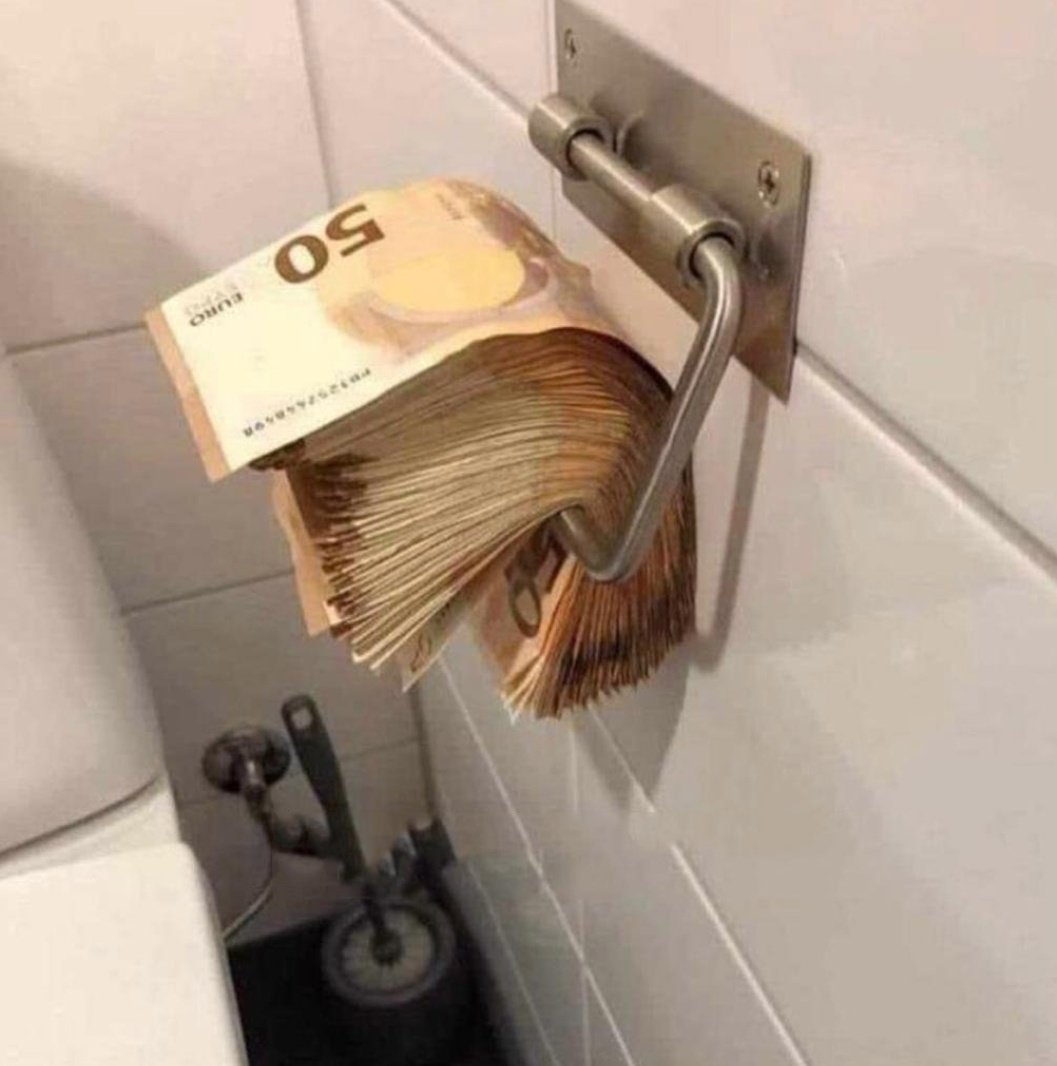 mrsjoebangles's tweet photo. @HartvNL Hoeveel minachting mag je koesteren voor de overheid?
Binnen welke kaders mogen wij nog legaal zelfstandig denken en handelen? 
Met je regels.🤢

#cash #contantgeld https://t.co/wZVCpnHMWY