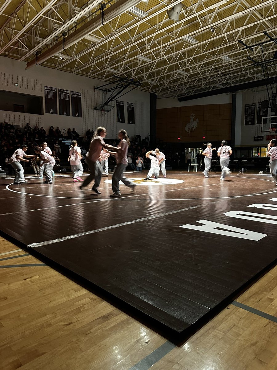 s_smey's tweet photo. First ever Catty girls’ wrestling match! @CHSRoughRiders https://t.co/nYTktjZSdo