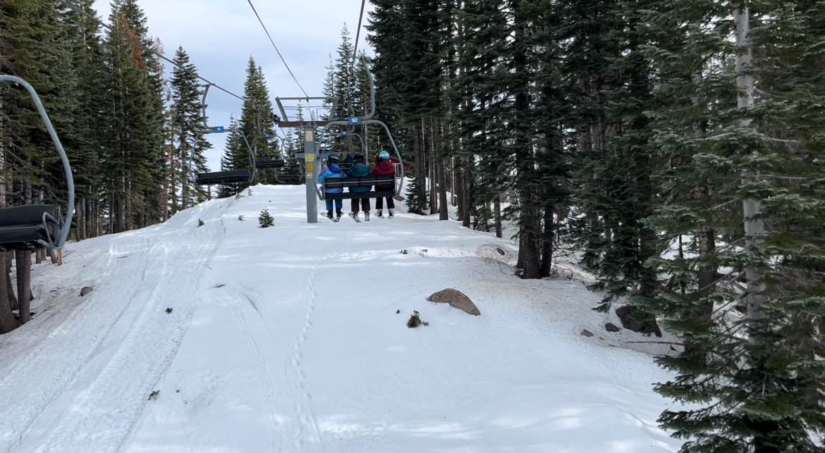 KRCR7's tweet photo. The Mount Shasta Ski Park opened on Dec 11, almost a month earlier than last season's opening on Jan 10.
FULL STORY: https://t.co/vwMXoVcSn1
#mountshasta #skipark #winter #snow #northstate https://t.co/b2l4tedCFo