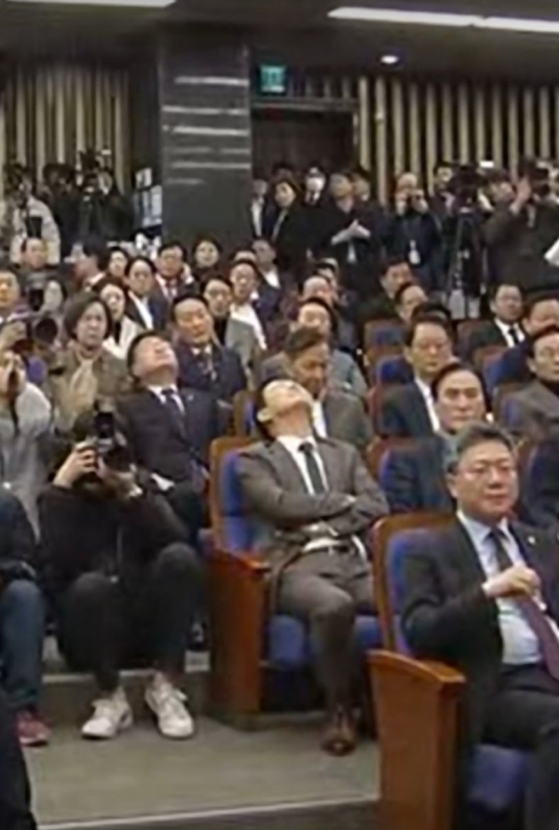 윤석열 기습 담화에 국짐 실시간 반응
ㅋㅋㅋㅋㅋㅋㅋㅋㅋㅋㅋㅋㅋㅋㅋㅋㅋㅋ