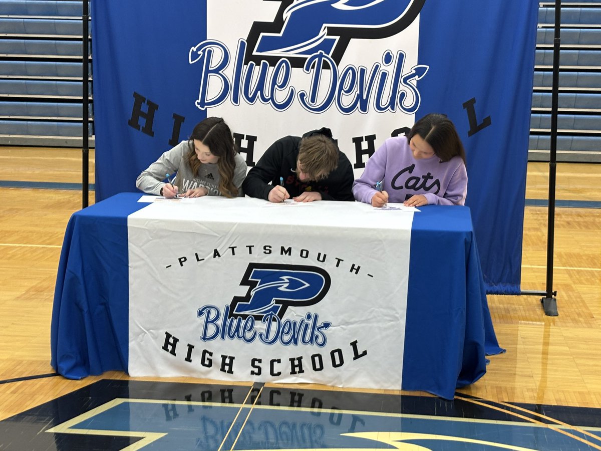 Congrats to senior Henry Loontjer on making his commitment to Simpson College official today. Big things coming this year.