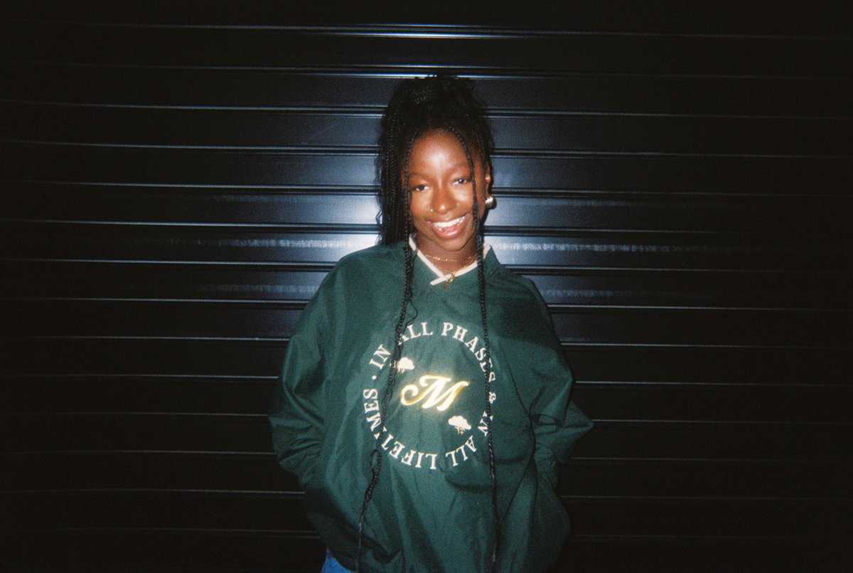midiriperton's tweet photo. New MIDI winter merch just dropped 🥹 https://t.co/4mwqewkx8f https://t.co/tlAATlk8Sr