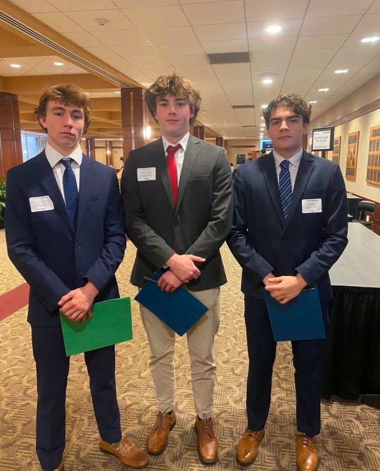 SHS_AOF's tweet photo. Internship Summit Recap! AOF
Juniors travelled the Mckimmon Center at NC State to work on Resumes, building a network and learning about how to get an Internship. https://t.co/Y93hh4dDZs