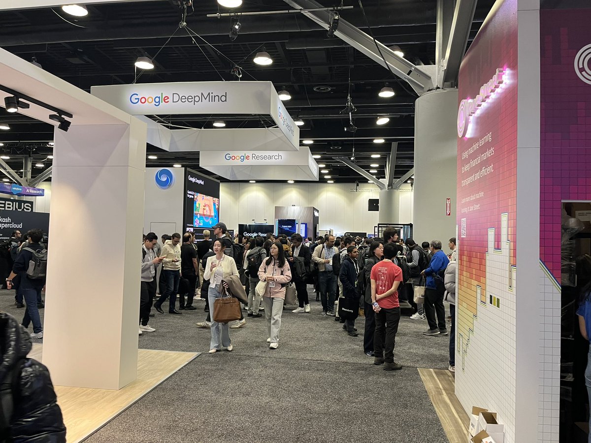 Deepa Seetharaman tweet media