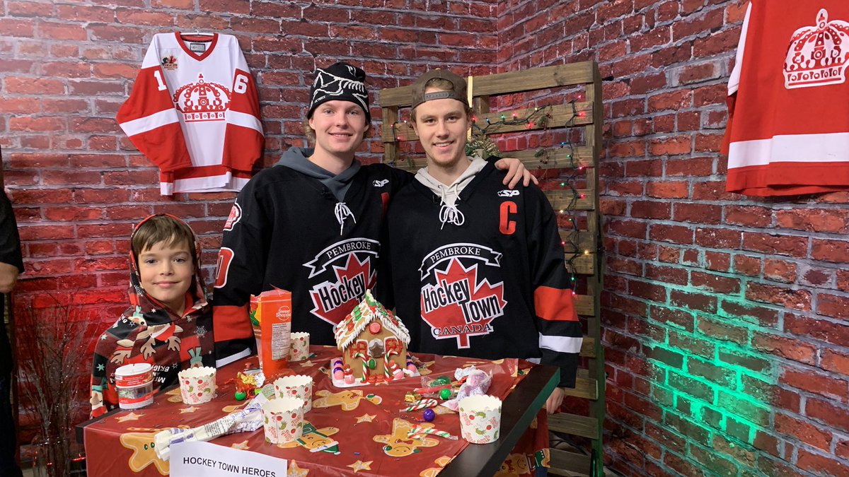 yourtvov's tweet image. 🏒 Stay tuned for the airtime as the captains of Pembroke Lumber Kings bring their A-game to the gingerbread showdown with John and Dave. Who will emerge victorious?
#PembrokeLumberKings #GingerbreadShowdown #yourtv