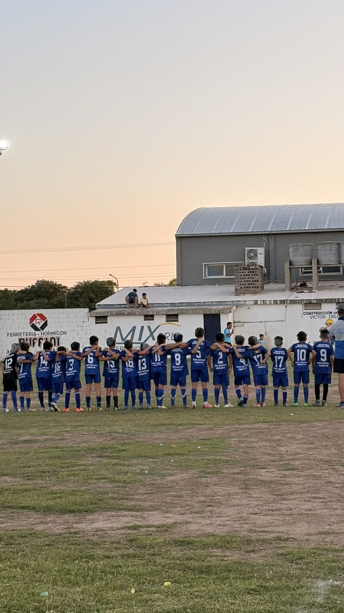 pabloalmiron80's tweet photo. El único Vélez campeón de hoy https://t.co/MAtNtNdTZX