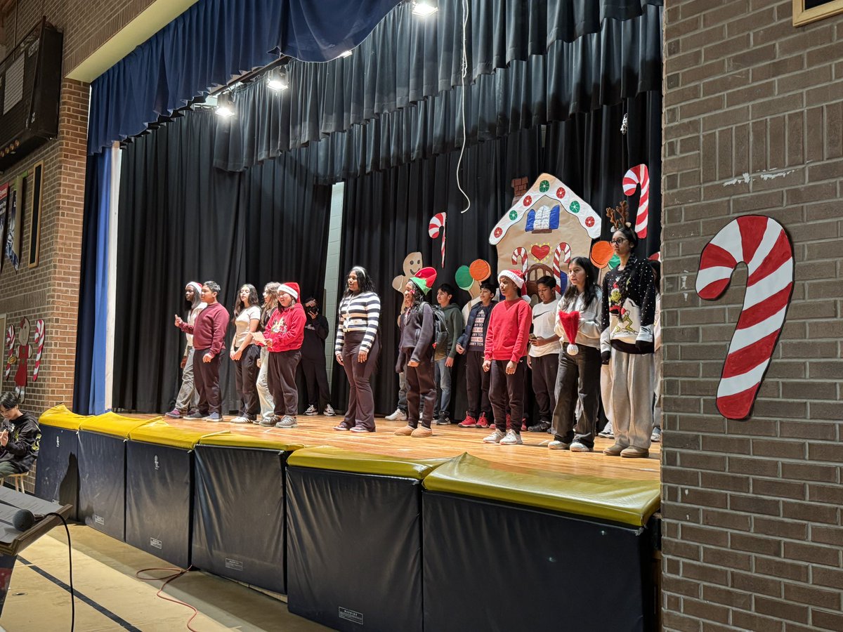 Pawanjit (Pav) Kaur Wander (@pavwander) on Twitter photo What a show! <a href="/BeaumondeBHJMS/">Beaumonde Heights Junior Middle School</a> “Winter Wonders Around the World” grade 4-8 concert was a smashing hit with a packed house tonight!
Thank you to the amazing students & teachers that put on magnificent & meaningful performances for our school community! What a show! <a href="/BeaumondeBHJMS/">Beaumonde Heights Junior Middle School</a> “Winter Wonders Around the World” grade 4-8 concert was a smashing hit with a packed house tonight!
Thank you to the amazing students & teachers that put on magnificent & meaningful performances for our school community!