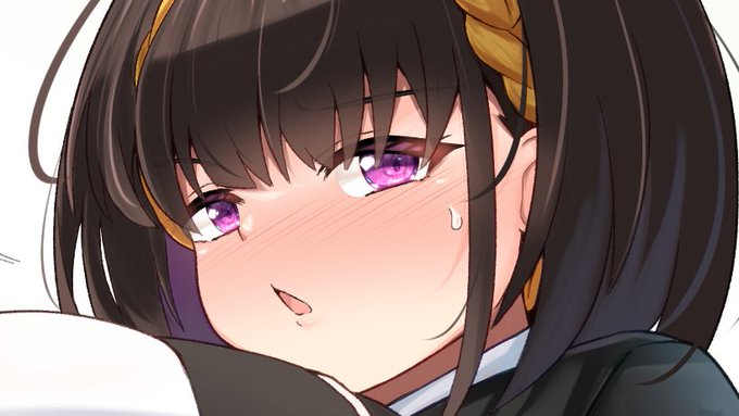 従姉妹に目の塗り方を教えてもらったんで早速試してみた。キラキラだ～ 