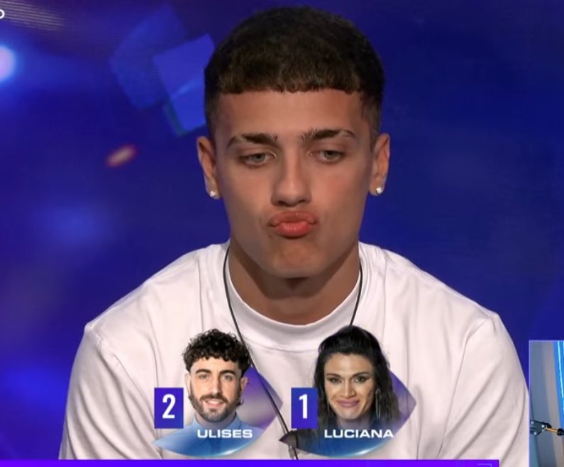 si esta planta aburrida fuese mujer ya la hubiesen sacado 

#GranHermano
