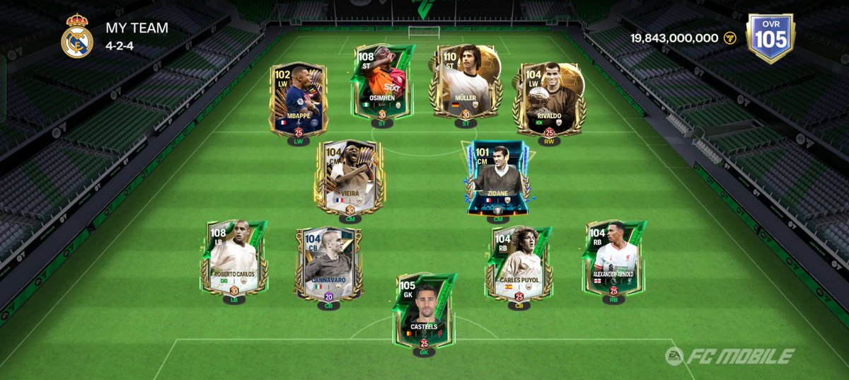 IonianH's tweet photo. @EASFCMOBILE This pack / pick luck all in 1 day is insane and I needed a CB to put Puyol as RB and a CM to replace Zidane https://t.co/5zcZ5hw66S