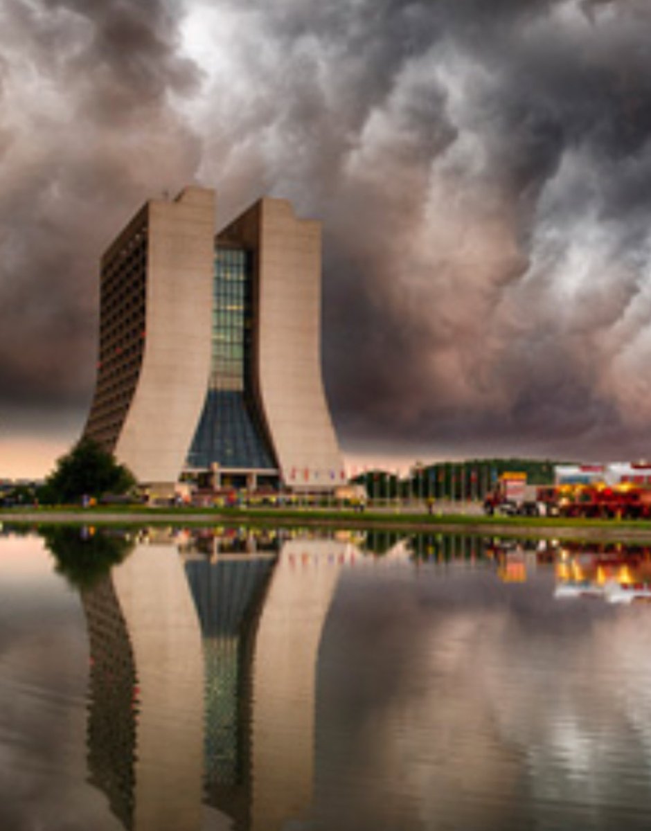 Schpitzbube's tweet image. #fermilab