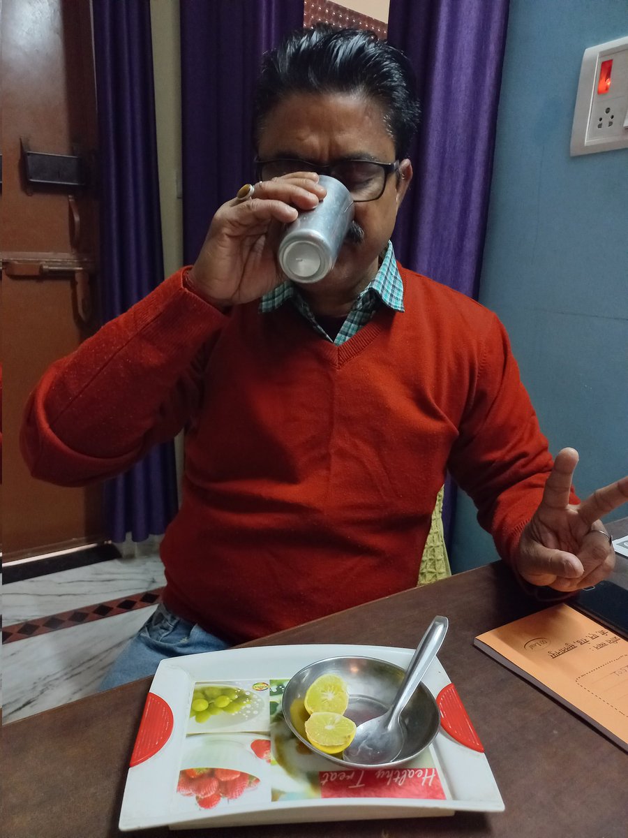 T 1184
434वाँ गुरुवार :: नीम्बू पानी
   पुरानी पेंशन सभी को मिलने तक अनवरत 
         जय अटेवा जय nmops
              जय गणेश