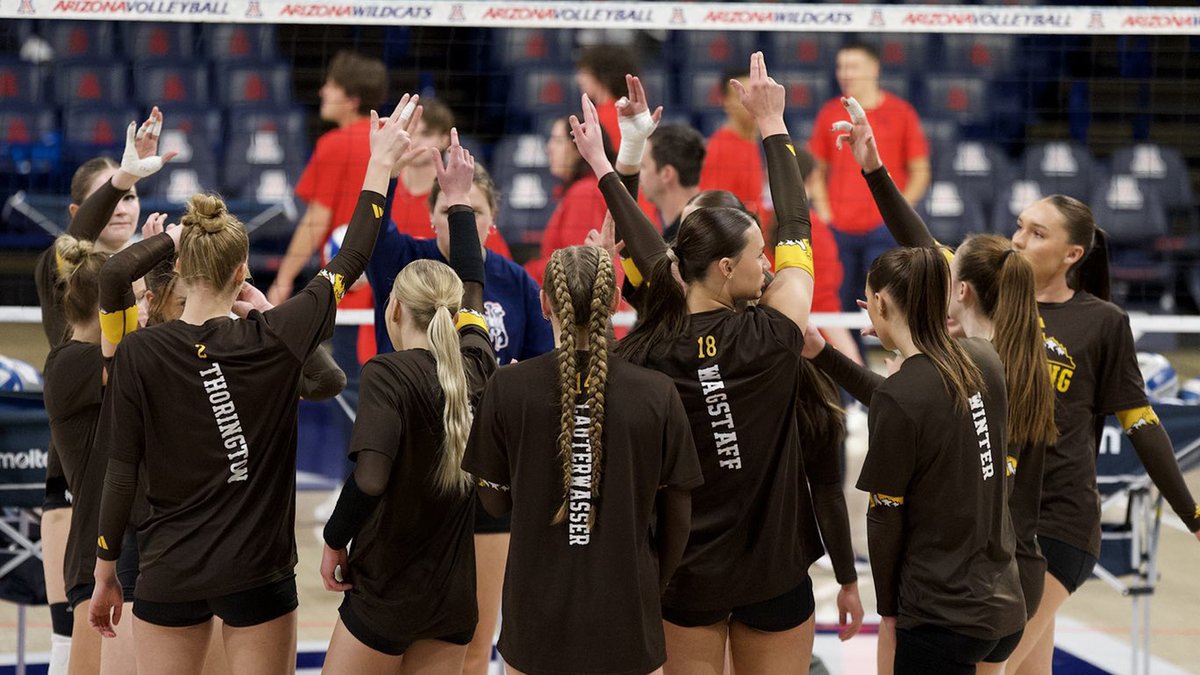 Cowgirls Close 2024 with Loss at Arizona in NIVC Great 8.

📰 | tinyurl.com/hx87mbmk

#OneWyoming #GoWyo