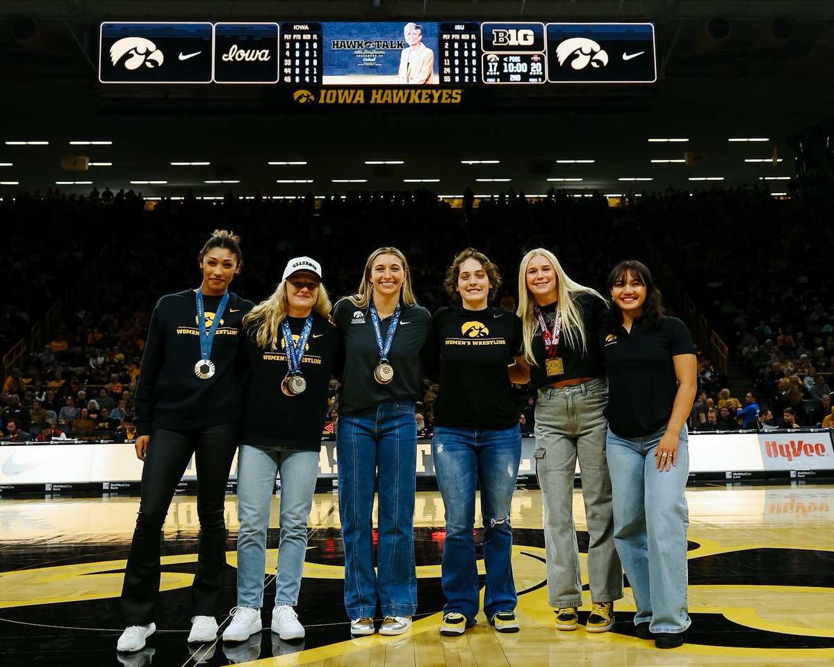 Iowa Women's Wrestling tweet media