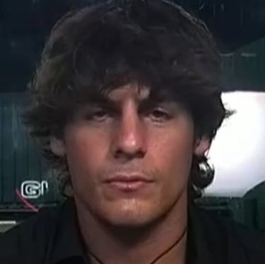 talkseti1's tweet photo. Que se vaya: 
1) Renato 
2) el peruano 
#GranHermano https://t.co/hNh8BYxPU3