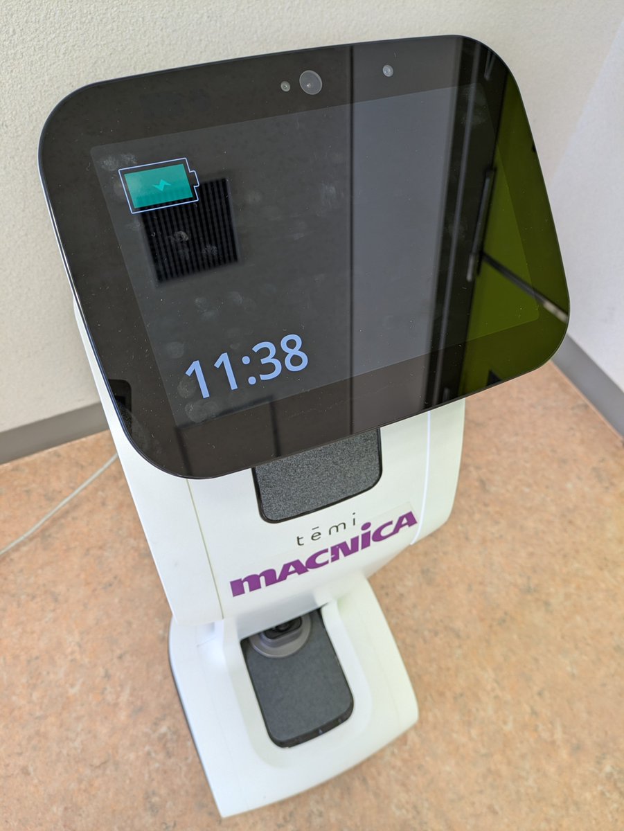 higashishinshu's tweet image. 本日はマーケティング分野講演会を開催！
13：30から株式会社ナフィアス 柚木様、株式会社マクニカ 峰尾様による講演🎙️
後半はＡＩロボットによるデジタルマーケティングの体験会を行います。会場参加大歓迎です♪
#temi