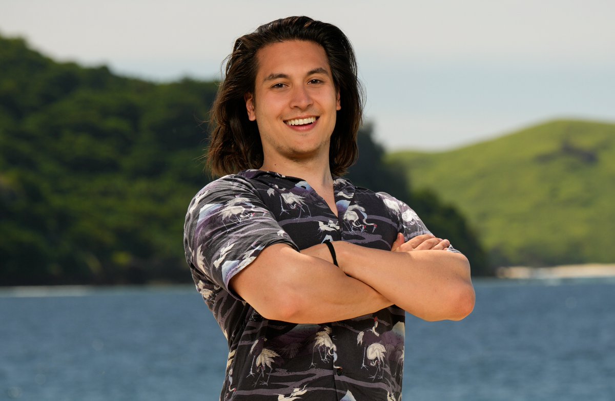 AMikeBloomType's tweet photo. So sad to lose 2 of the most enigmatic players of the New Era back-to-back. Both had a unique way of incorporating emotions into their journey, crafted some wild blindsides, flipped on their allies, and got taken out in shenanigans around idols #Survivor47 https://t.co/oLJKekJLEw