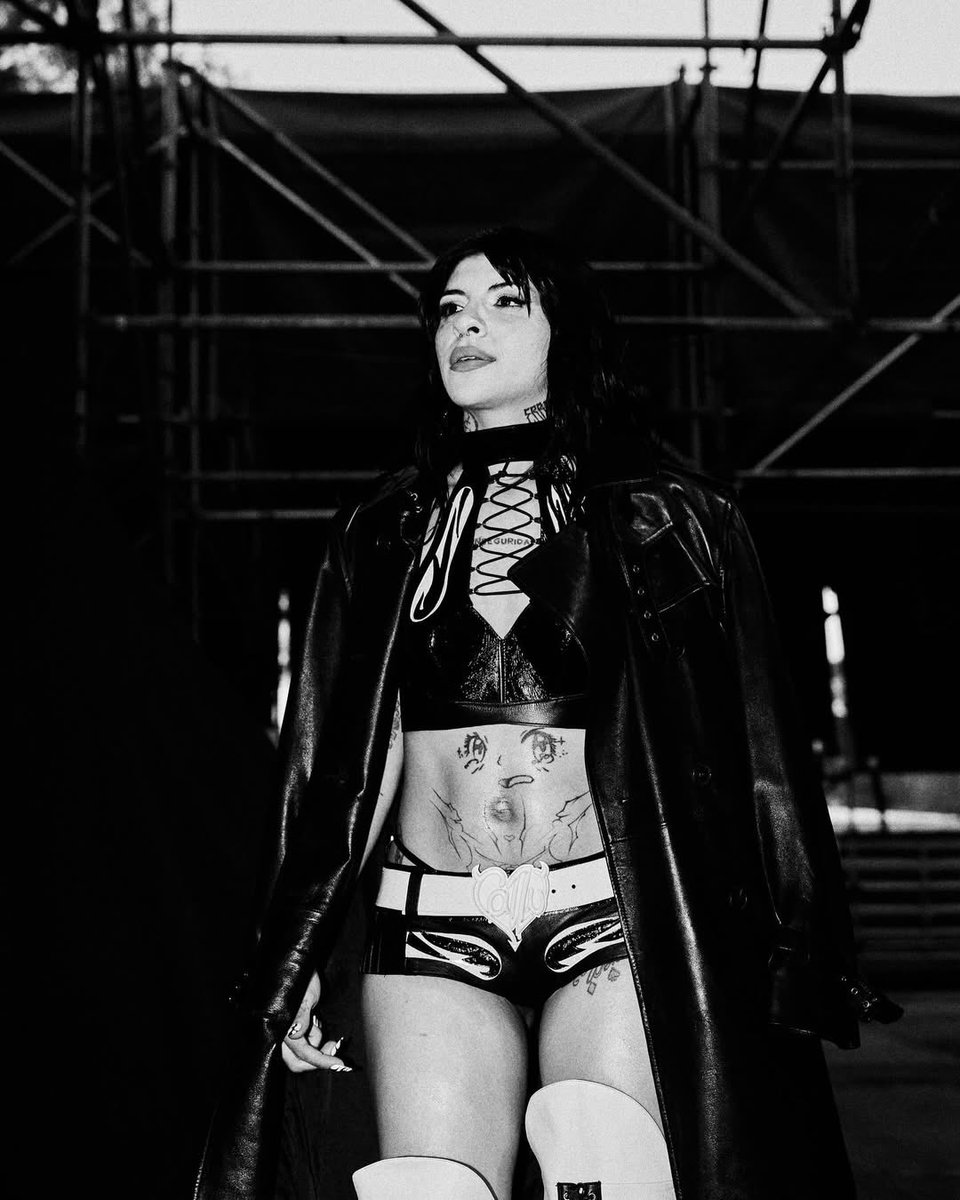 cazzucomunidad's tweet image. 📸 Cazzu antes de su concierto en el #BsAsTrap