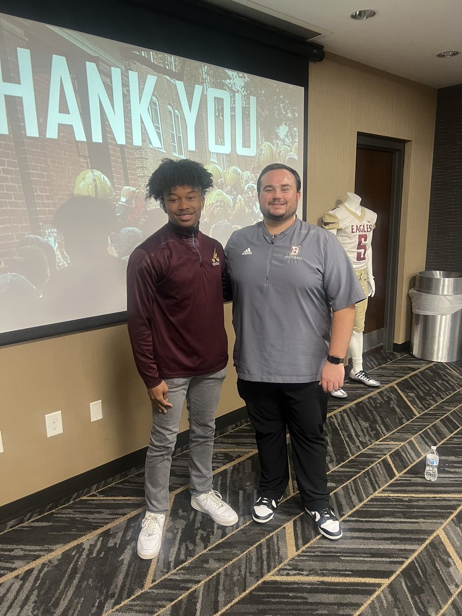 elijah20e's tweet photo. Want to thank  @BH2OFootball  and @CoachGreen_2  @djenks_34 @CoachPallenFB @CoachLemn for a great information session tonight. I can’t wait to see what comes next! https://t.co/7xeYKEU6EK