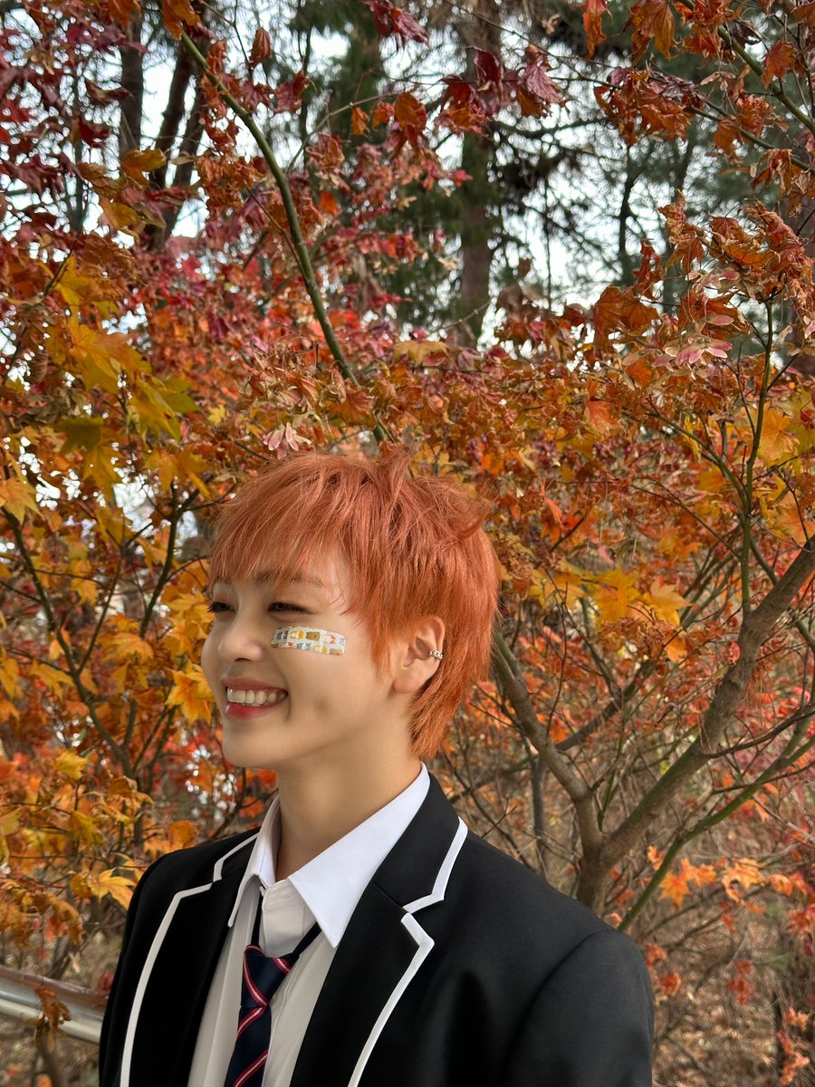 이쁜 교복 입은 크래비티는
원더케이 댄스 소사이어티🫶
#형준 #크래비티