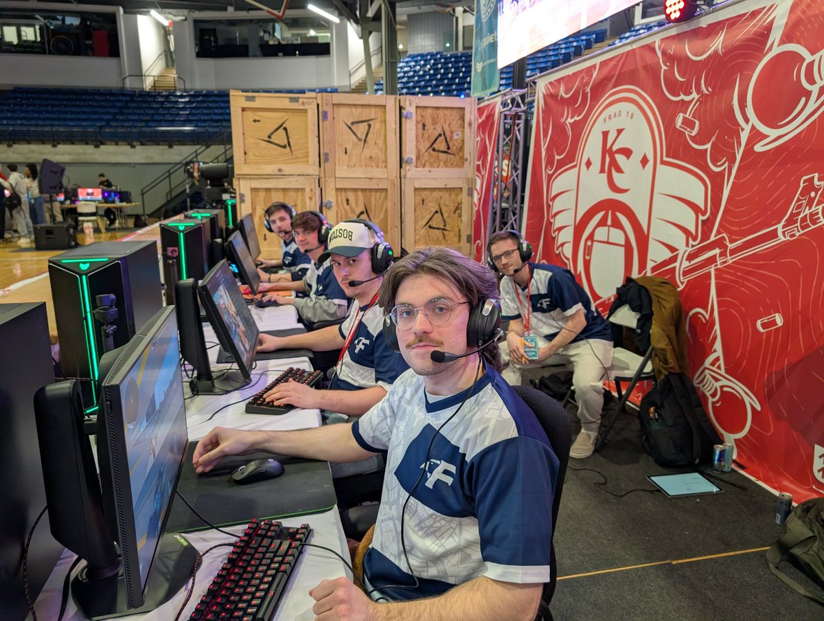 tatmcs's tweet image. Delayed post, but we at Fisher CS didn&apos;t do too well at Frag 18 but I had a great time seeing people again and visiting KC. The future looks brighter in focusing on the next lans we go to, as well as making advanced for the first time!! 🤯🤯