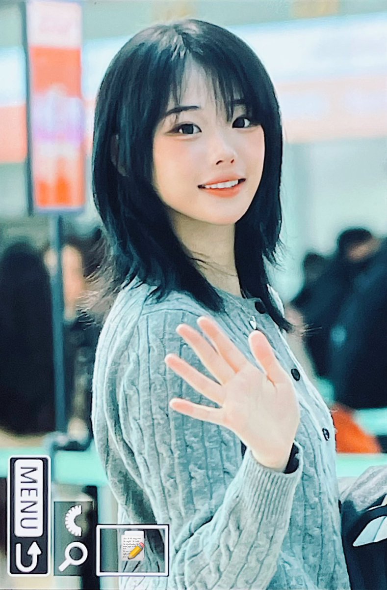 여자잔아. . .
#QWER #HINA #히나 https://t.co/5IHUH72VgK