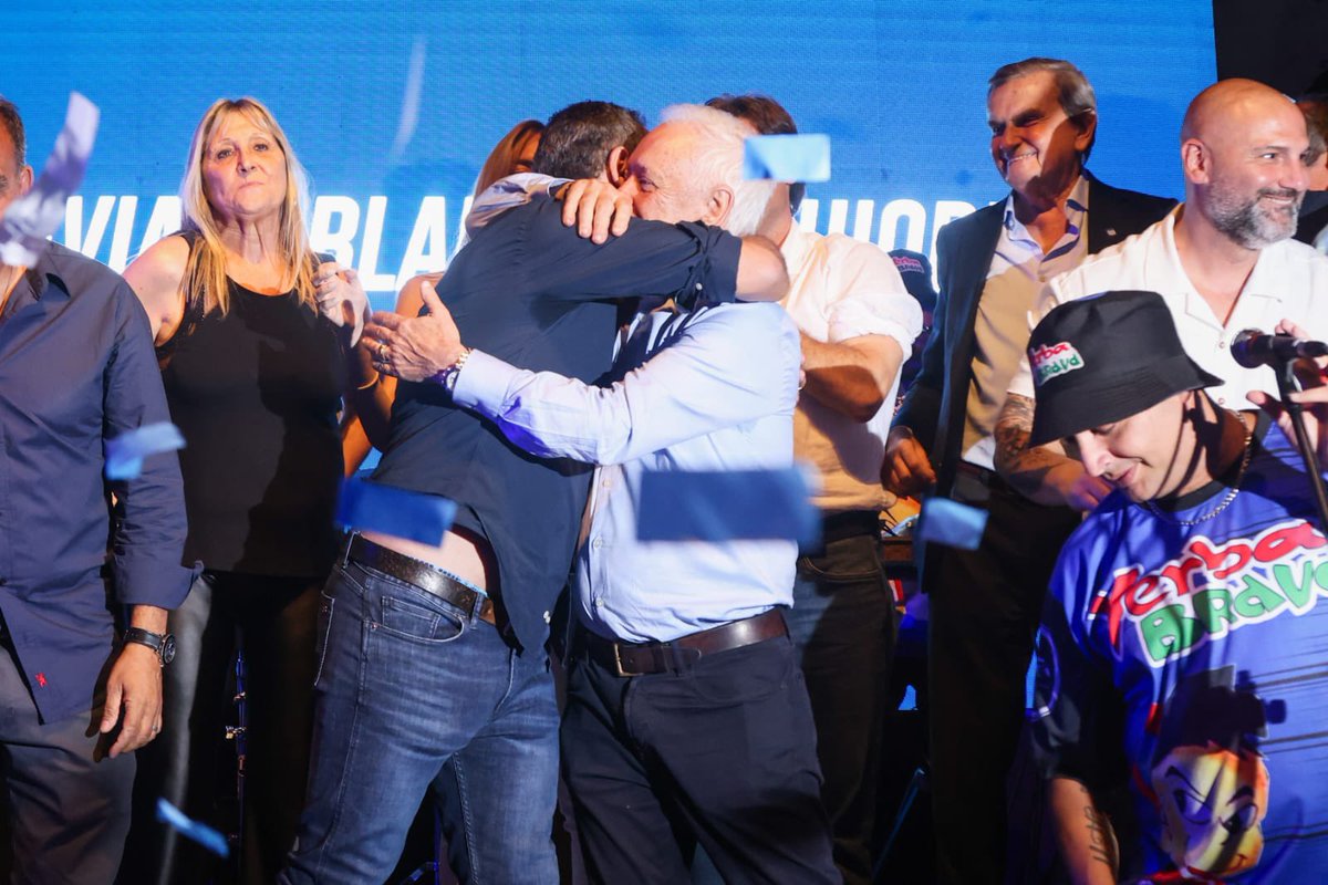 Christian Devia tweet media