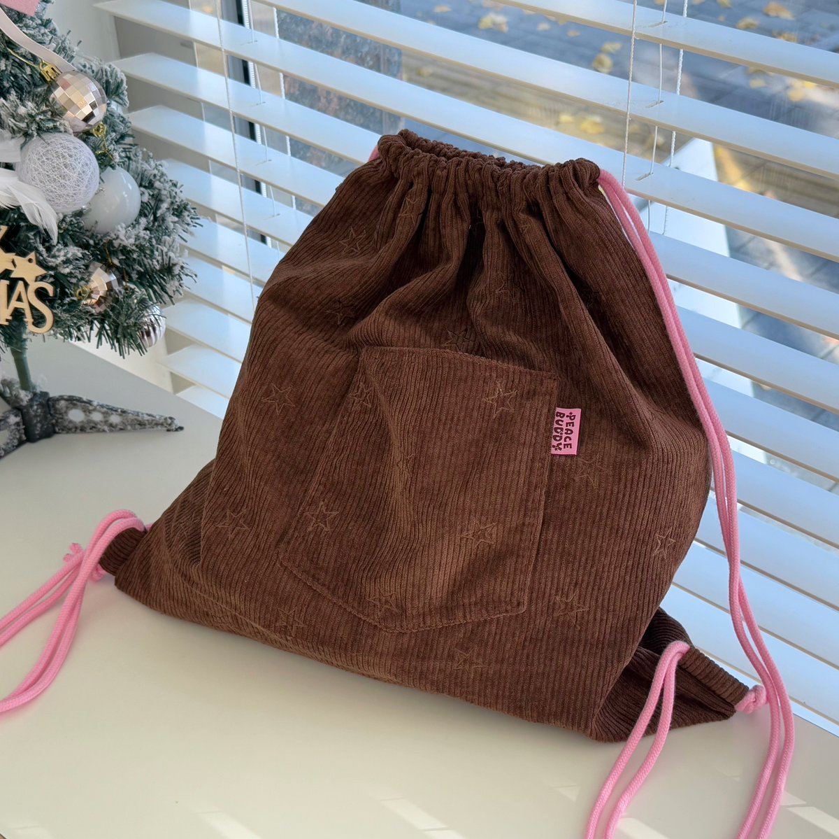 피스버디의 첫 프리오더는 귀여운 원단으로 만들어진 스트링백과 파우치입니다. 첫 판매 할인가가 적용됩니다! 자세한 공지는 아래의 링크에서 확인 부탁드립니다 🍫🍓💕

🗓️ 12.12 7pm - 12.16 
🔗 witchform.com/deposit_form/7…

💝 팔로우 + RT 해주신 분들 중 추첨을 통하여 해당 상품을 보내드립니다.