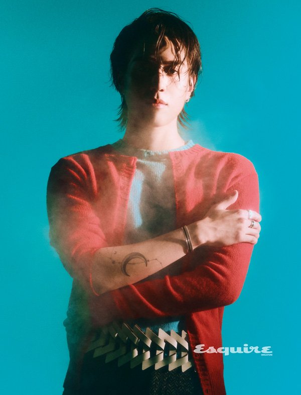 AlwaysForGyeom's tweet photo. [ARTICLE] ESQUIRE SINGAPORE

Yugyeom Blooms Against the Odds
🔗 https://t.co/qlXTnJ1Dz5

#YUGYEOM_TRUSTY_SINGAPORE
#Yugyeom #유겸 @yugyeom
#AOMG #GOT7 @GOT7 https://t.co/VycCtaoioY