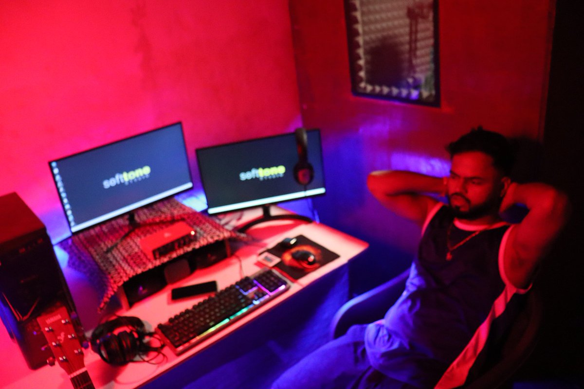 REALNKXO2's tweet image. ☮️