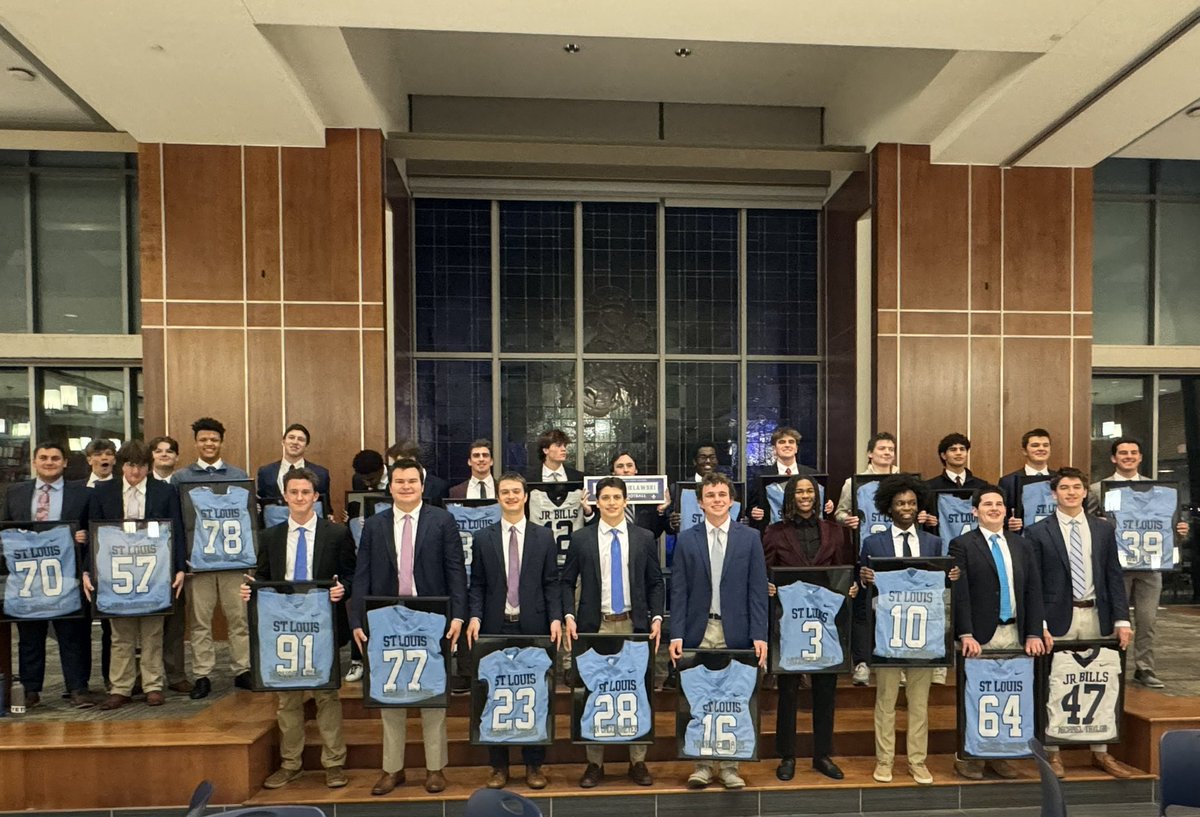 Got to celebrate a great 2024 season, and a special senior class at tonight’s banquet!

Time to get to work to take the next step in 2025.

#UpholdTheStandard